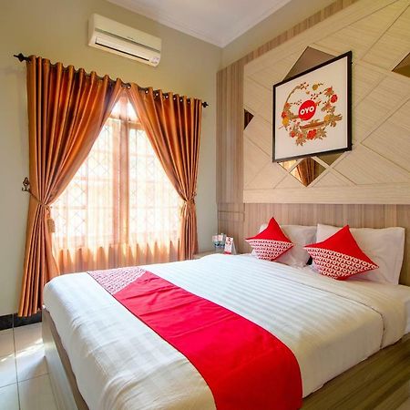 Oyo 1195 The Doctor'S Guest House Syariah Kejayan Zewnętrze zdjęcie
