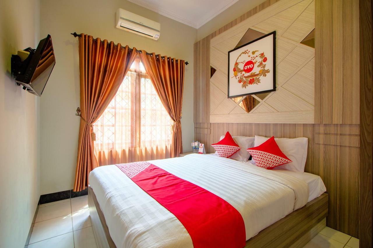 Oyo 1195 The Doctor'S Guest House Syariah Kejayan Zewnętrze zdjęcie