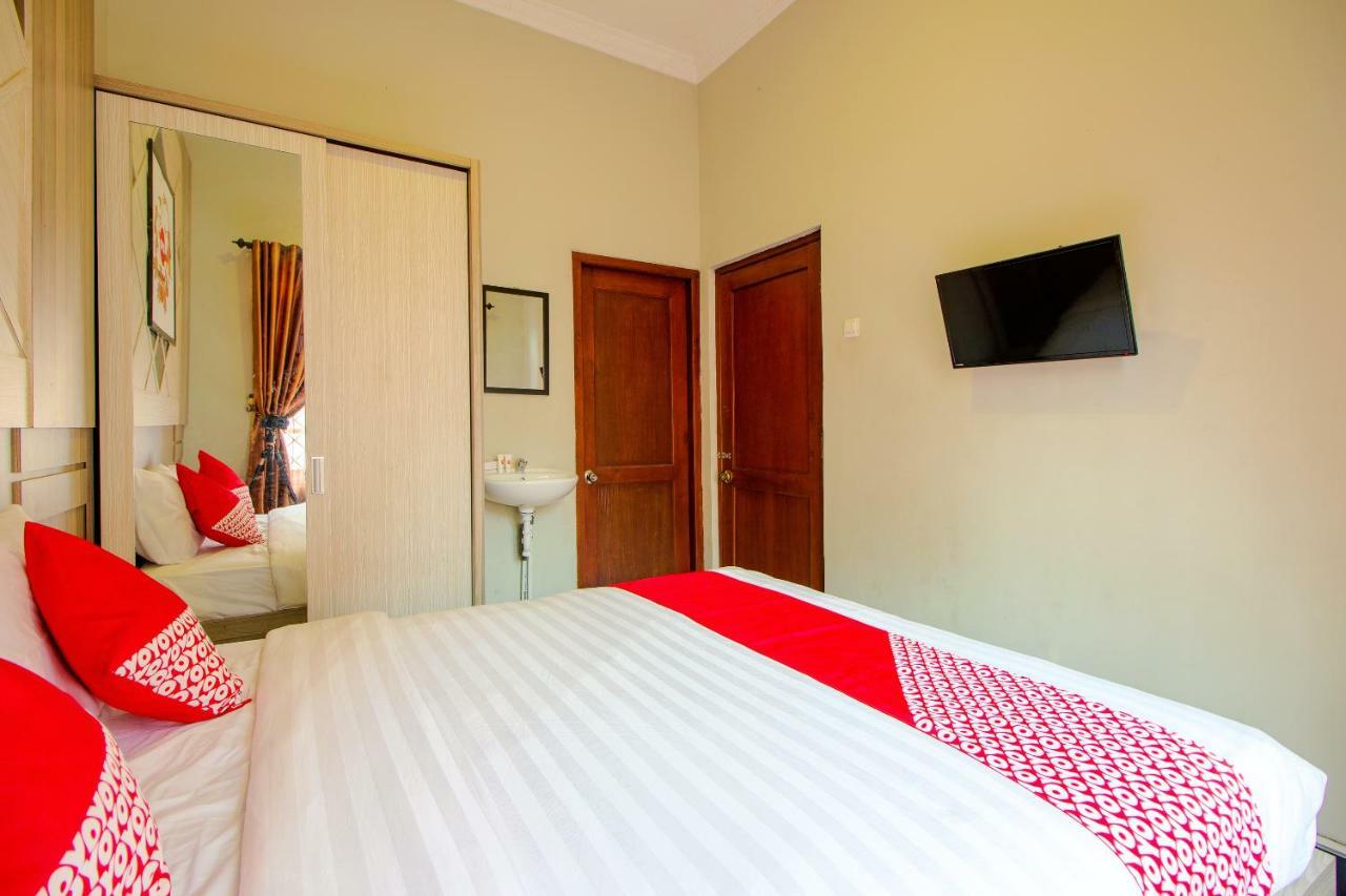 Oyo 1195 The Doctor'S Guest House Syariah Kejayan Zewnętrze zdjęcie